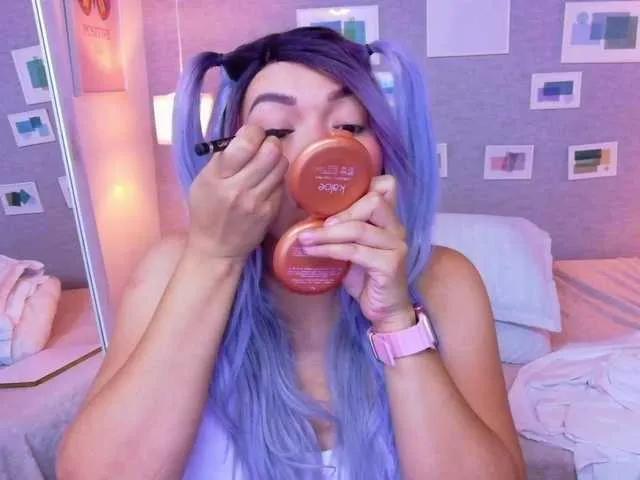 Offline Cuckold-lover on BongaCams