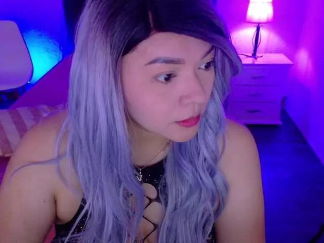 Offline Cuckold-lover on BongaCams