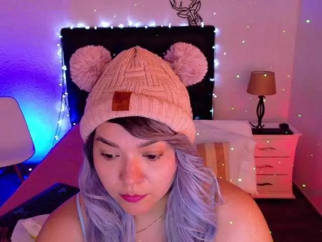 Offline Cuckold-lover on BongaCams