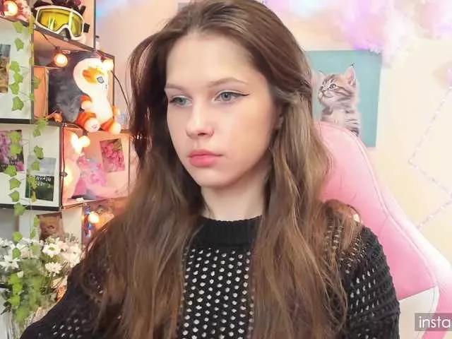 Offline Cuterori on BongaCams