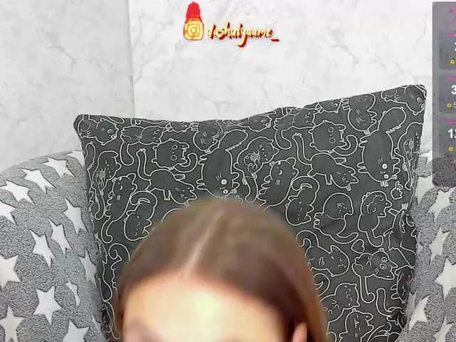 Freechat dashulyaaa on BongaCams