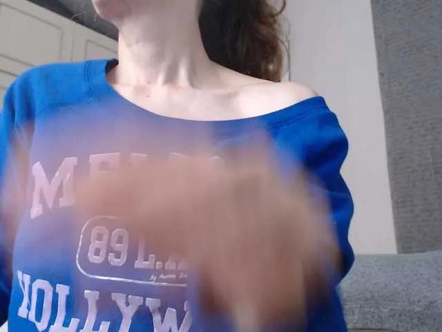 Offline deadivina on BongaCams