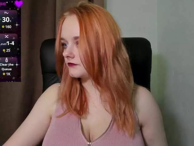 Offline Diafoxy on BongaCams