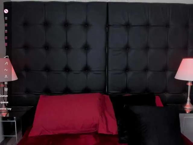 Offline DollyConnor on BongaCams