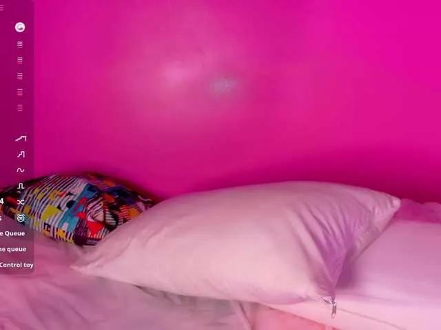 Offline drooling4daddy on BongaCams