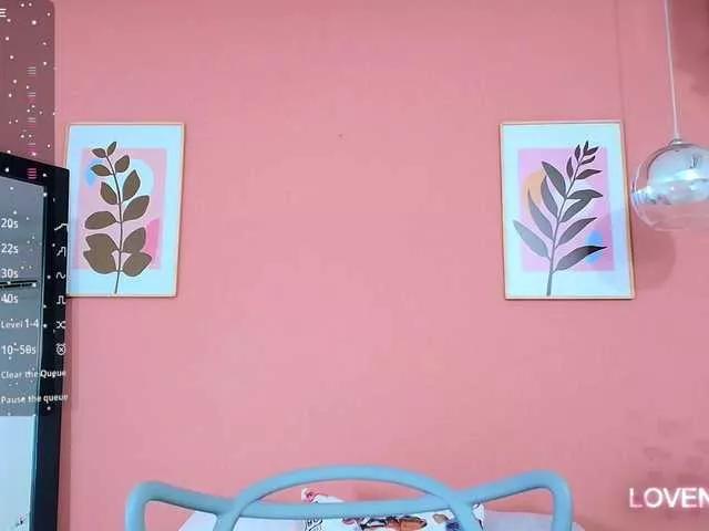 Offline ebonyadiction on BongaCams