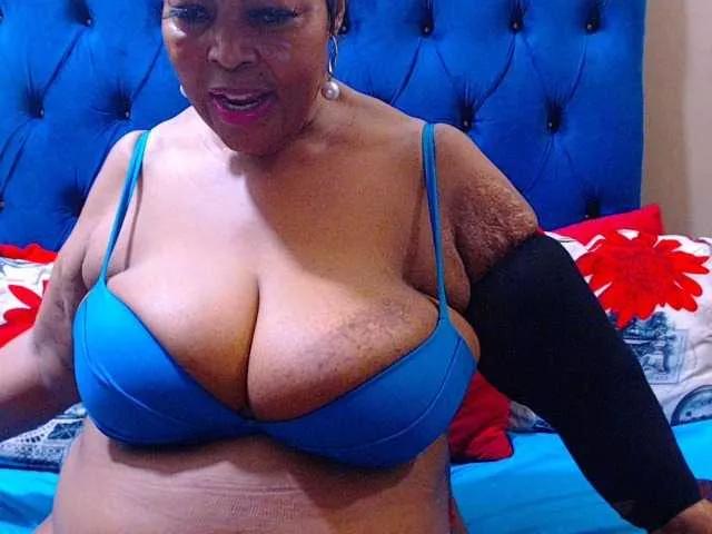 Offline Ebonycandy10 on BongaCams