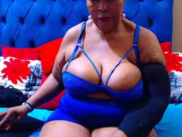 Offline Ebonycandy10 on BongaCams