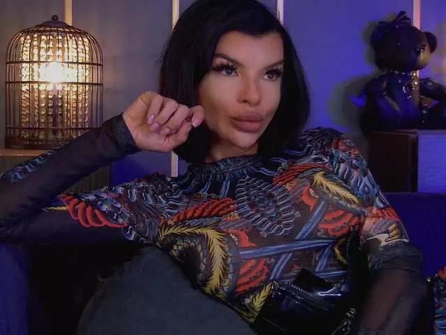 Offline EleniaDevons on BongaCams