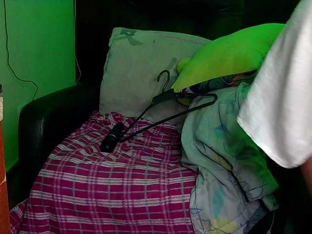 Freechat Elith20 on BongaCams