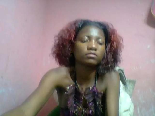 Offline Elizahhh on BongaCams