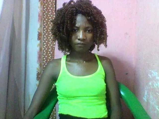 Offline Elizahhh on BongaCams