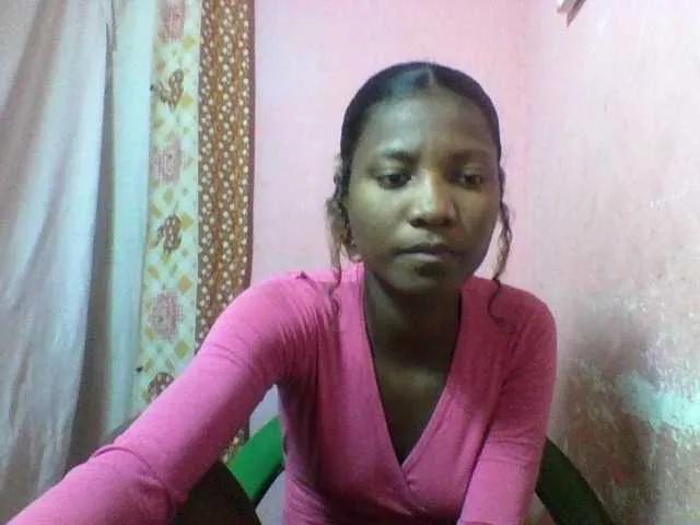 Offline Elizahhh on BongaCams