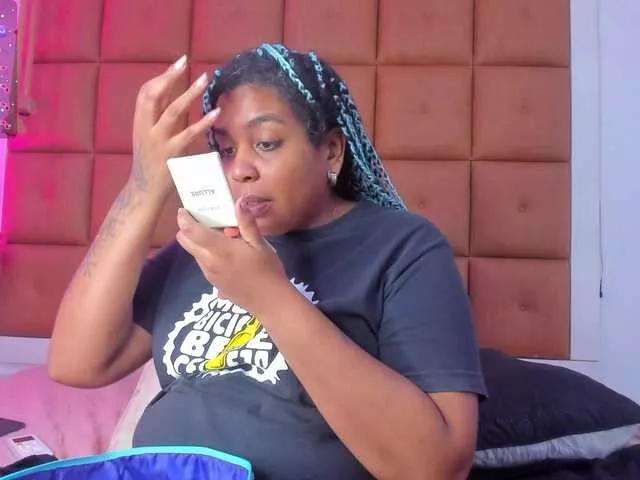 Freechat Ella-kelly on BongaCams