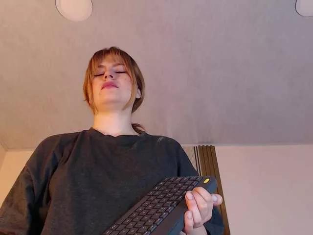 Freechat Emma-Blonde on BongaCams