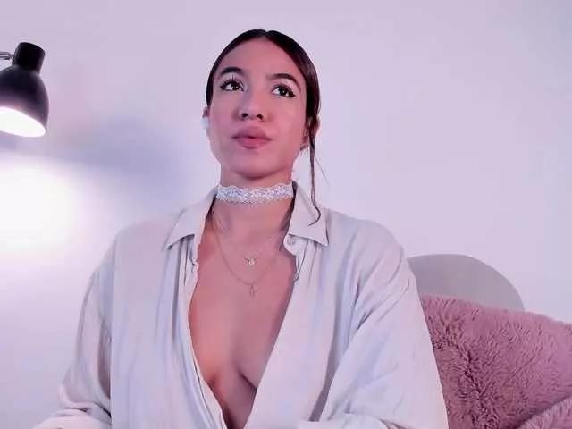 Offline EmmaCoel on BongaCams