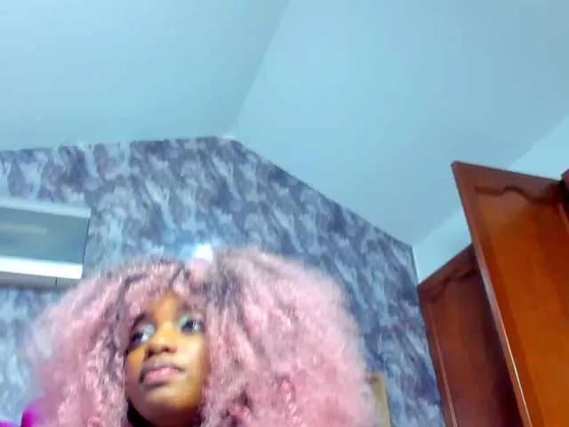 Offline EMMAPARIS on BongaCams