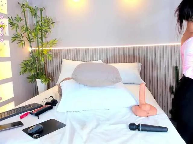 EmmilyCollson on BongaCams 