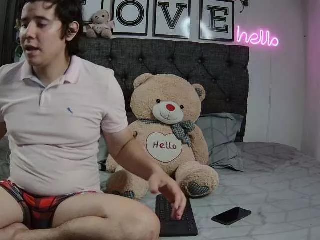 Offline Emy23Jack23 on BongaCams