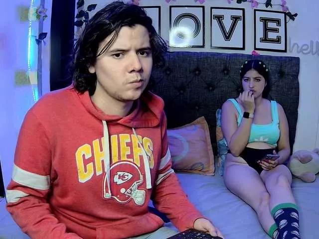 Offline Emy23Jack23 on BongaCams