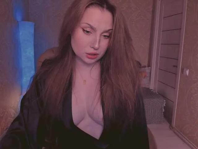 Esmeerrr on BongaCams 