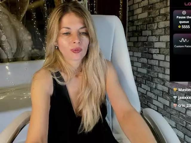 Offline Eva-Melow on BongaCams