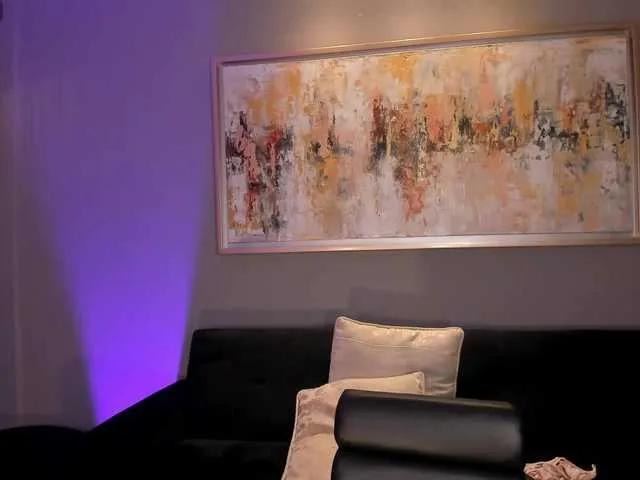 EveBenson on BongaCams 