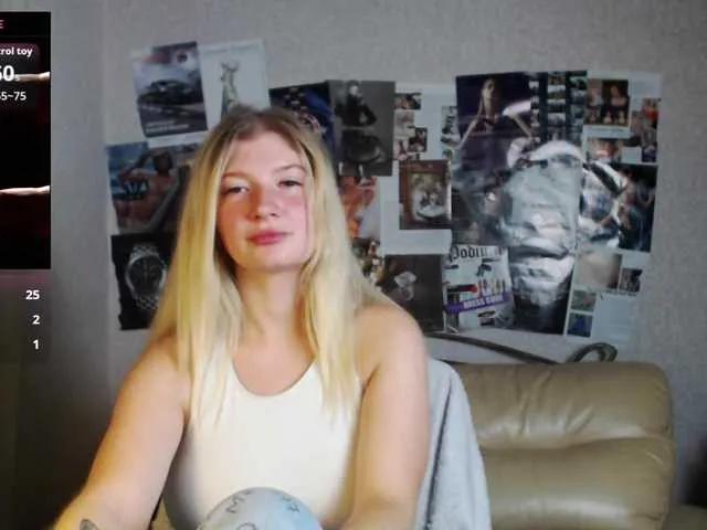 Offline fairylight on BongaCams