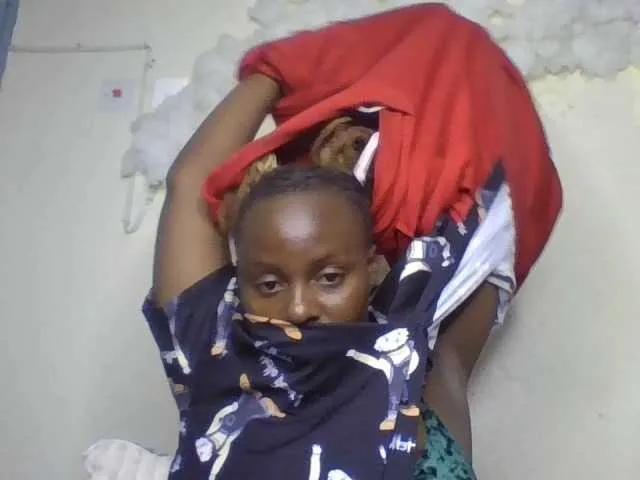 Freechat freakcurvy8 on BongaCams