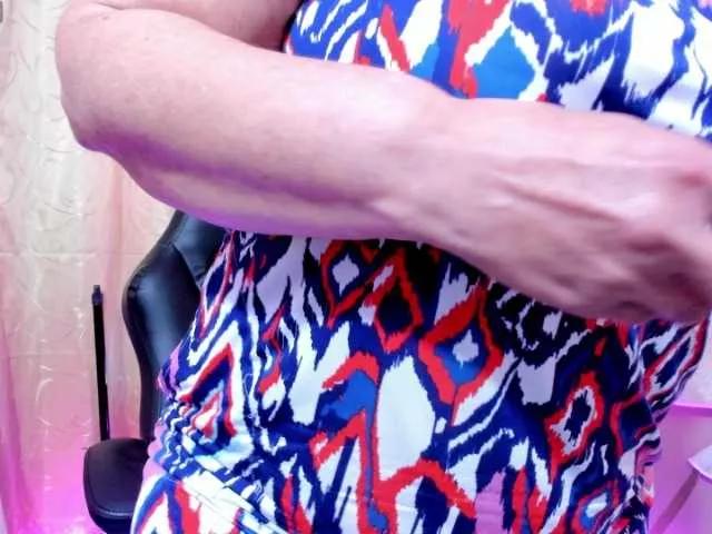 Offline girl-amada on BongaCams