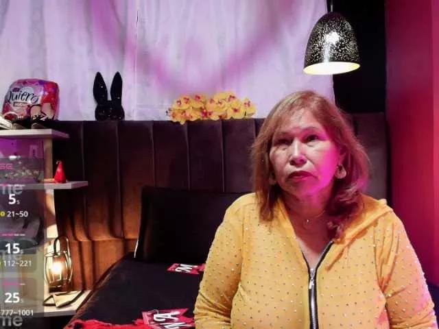 Offline girl-amada on BongaCams