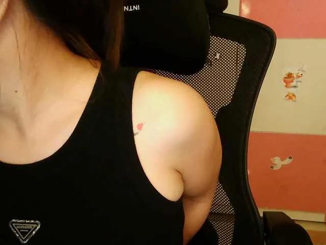 Offline girl30slutty on BongaCams