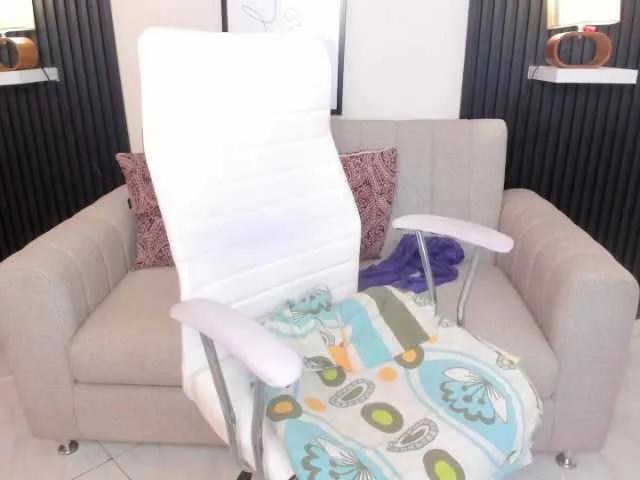 hana-falak on BongaCams 