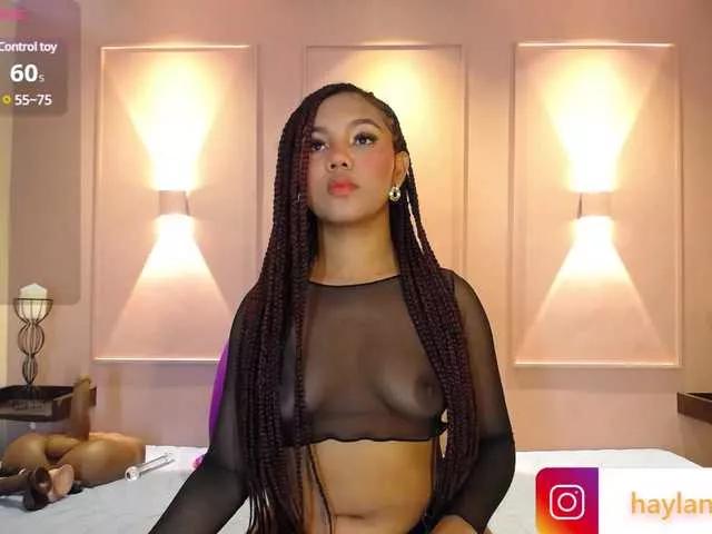 Offline HAYLANISMITH on BongaCams