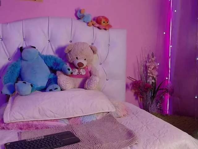 Offline Hecate23 on BongaCams