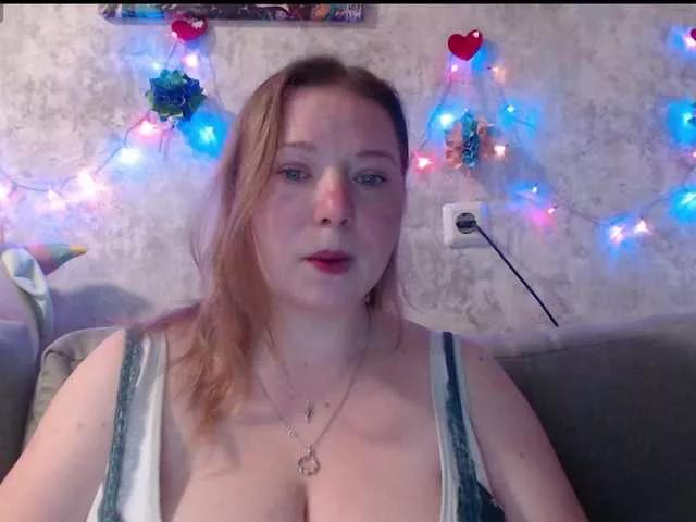 Offline helloXpussy on BongaCams