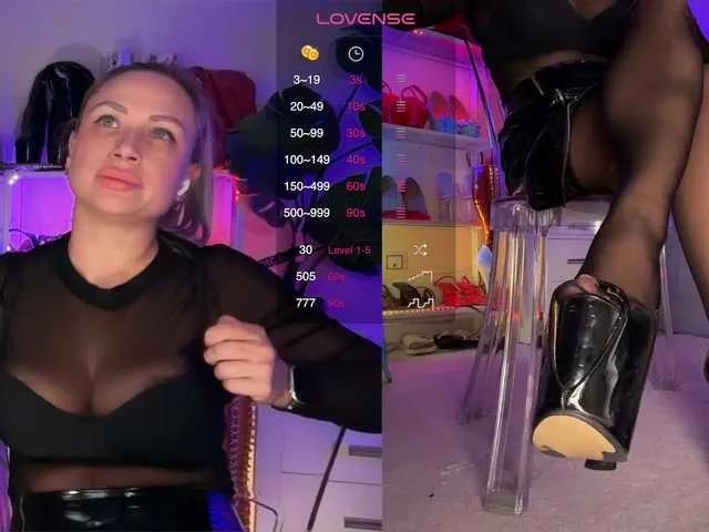 BongaCams HomePussy1 is Freechat HomePussy1 —  Worship, submission, delight in your eyes. I love sensual details: stockings, nylon, latex, shoes. I love power, control and playing on the edge of what is permitted. Fetishes: feet, nylon, strap-on, femdom, tease & denial. Generous men who know...