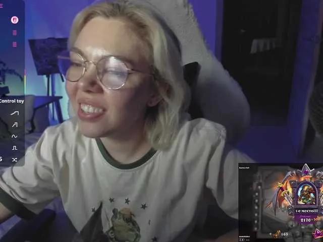 Offline hotbabatopp on BongaCams