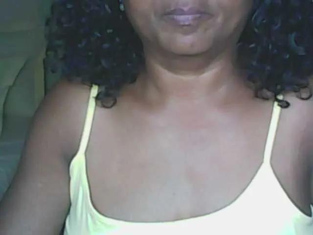 Freechat hotmomsexy on BongaCams