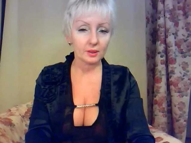 Offline HotXMatSsS on BongaCams