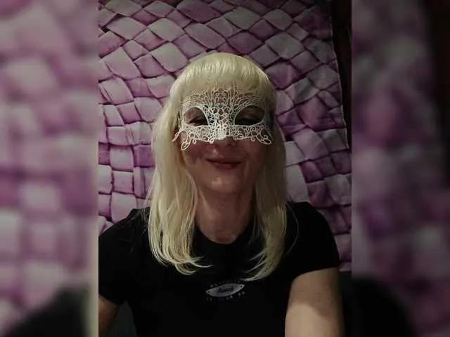 BongaCams Iinna is Freechat Iinna — I'm turned on by tenderness, affection, romance, and something new, but without fanaticism.