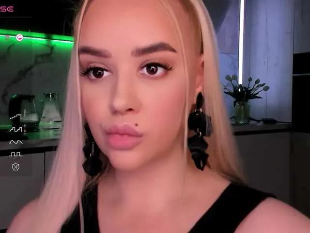 Offline In-your-fucking-mind on BongaCams