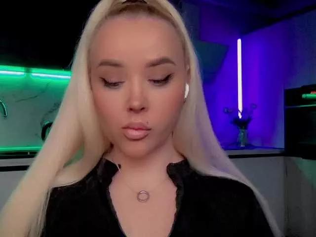 Offline In-your-fucking-mind on BongaCams