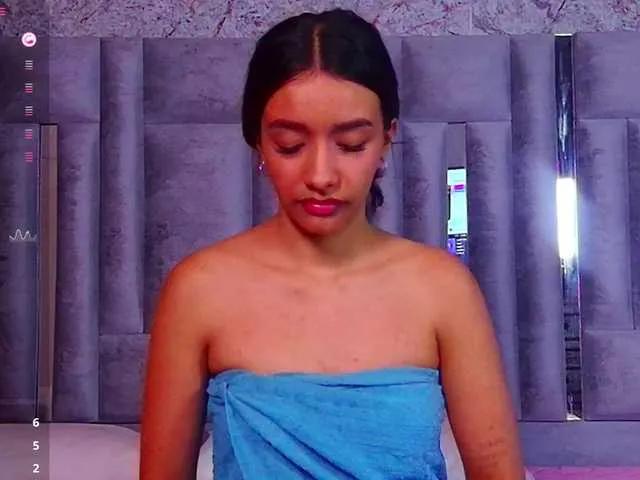 Freechat indianbeautiful on BongaCams