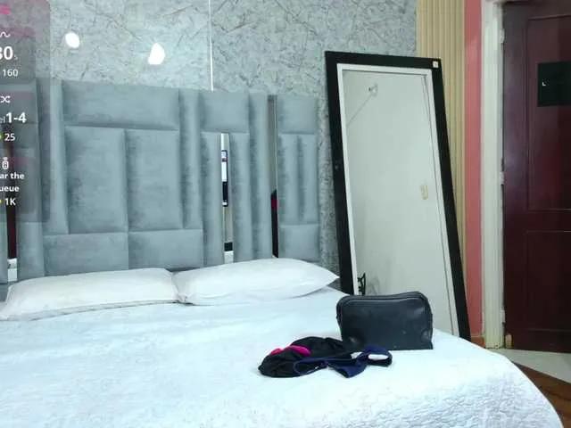 Freechat indianbeautiful on BongaCams