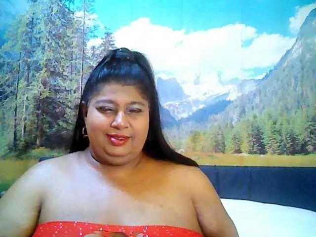 Offline indianhoney on BongaCams