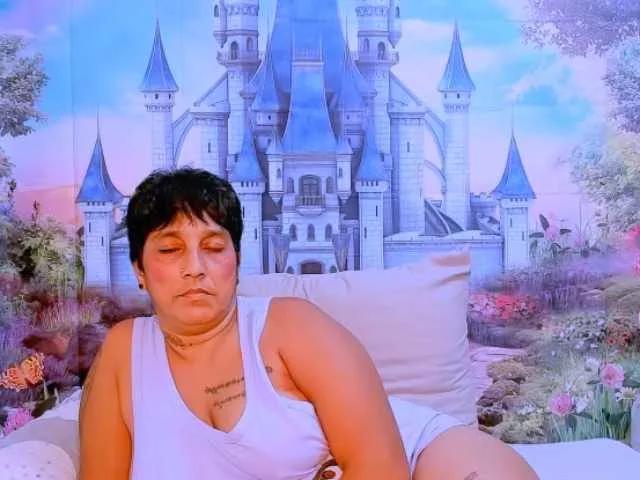 Offline indianroxy on BongaCams