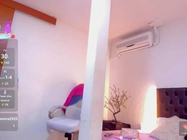 Offline ivi-lopezz on BongaCams