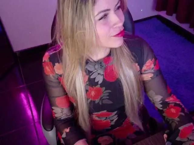 Offline Ivypoison10 on BongaCams