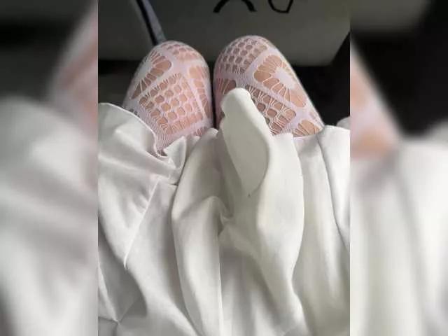 Freechat Janchi- on BongaCams